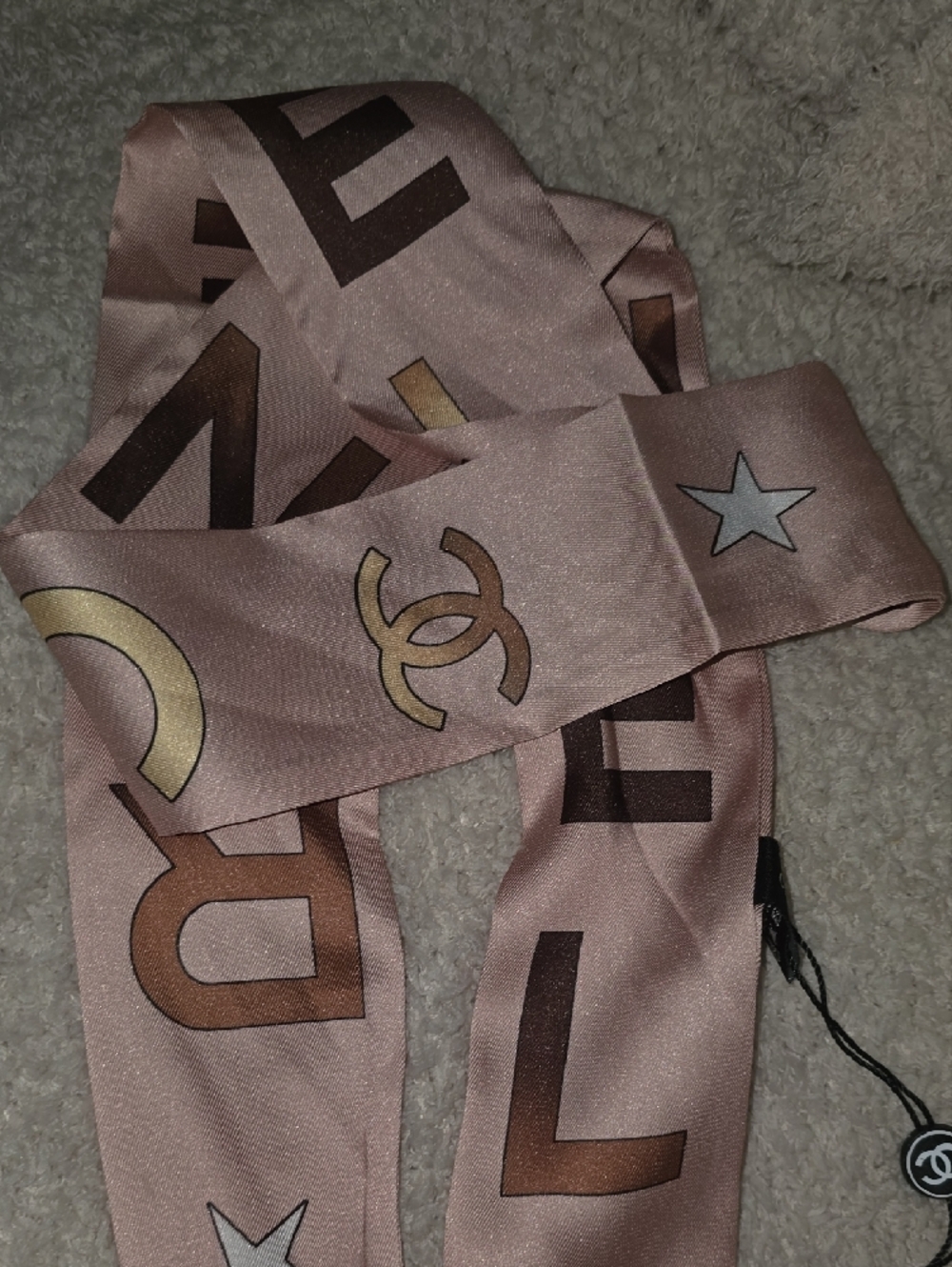 CHANEL Pink Logo-Print Scarf - Picture 4 of 6